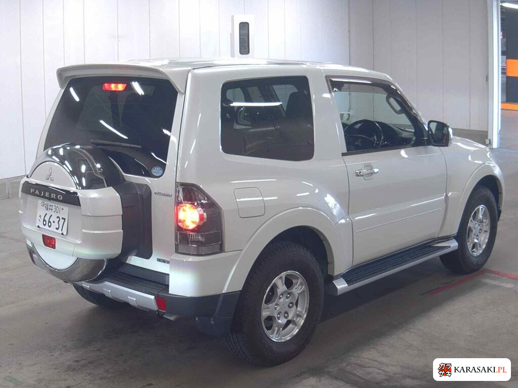 Mitsubishi Pajero 2008 z aukcji japońskiej
