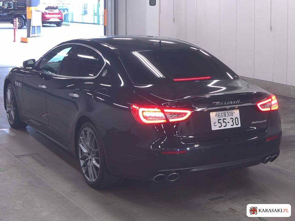 Maserati Quattroporte 2018 z aukcji japońskiej