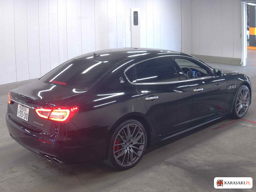 Maserati Quattroporte 2018 z aukcji japońskiej