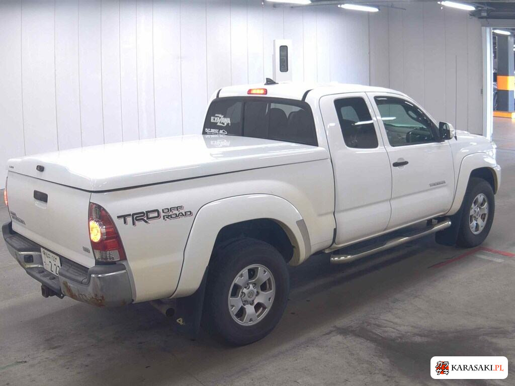 America Toyota Tacoma 2015 z aukcji japońskiej