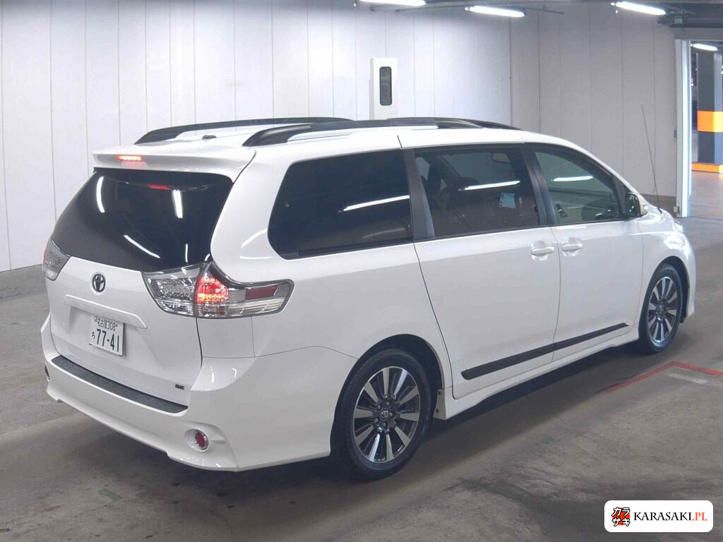 America Toyota Sienna 2012 z aukcji japońskiej