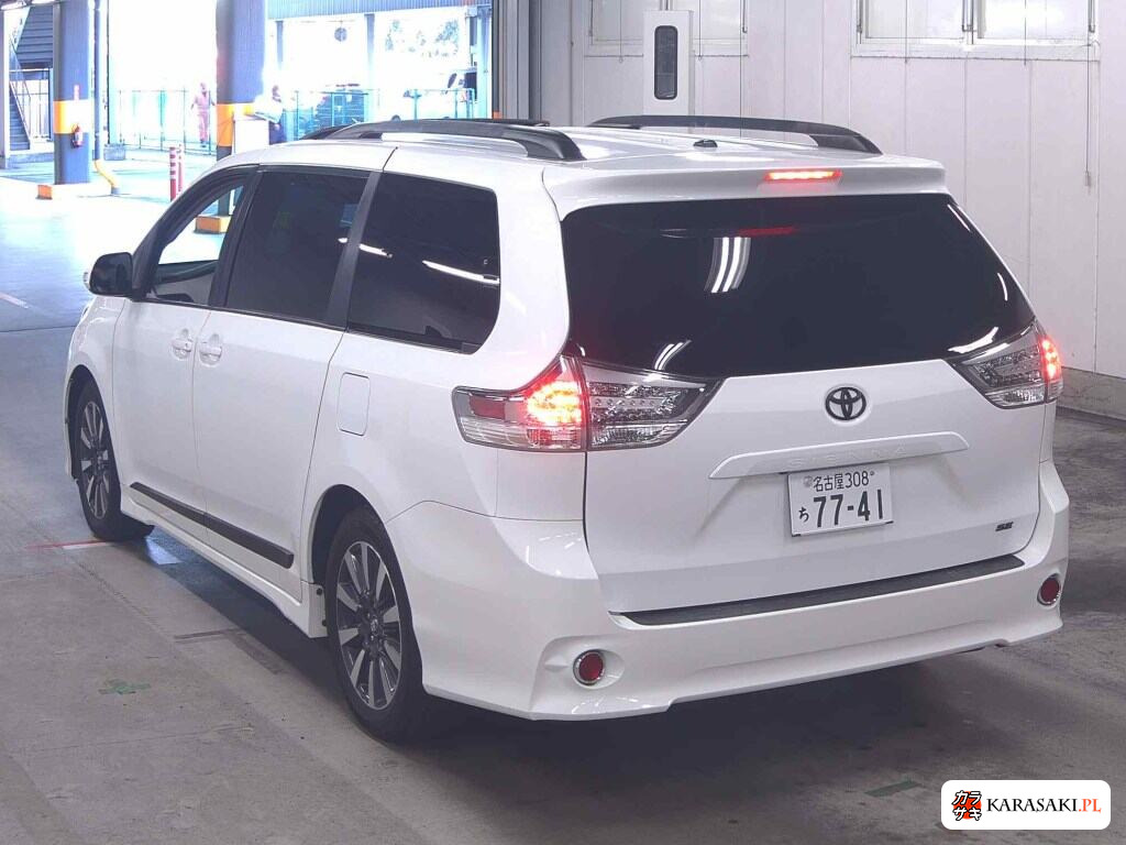 America Toyota Sienna 2012 z aukcji japońskiej