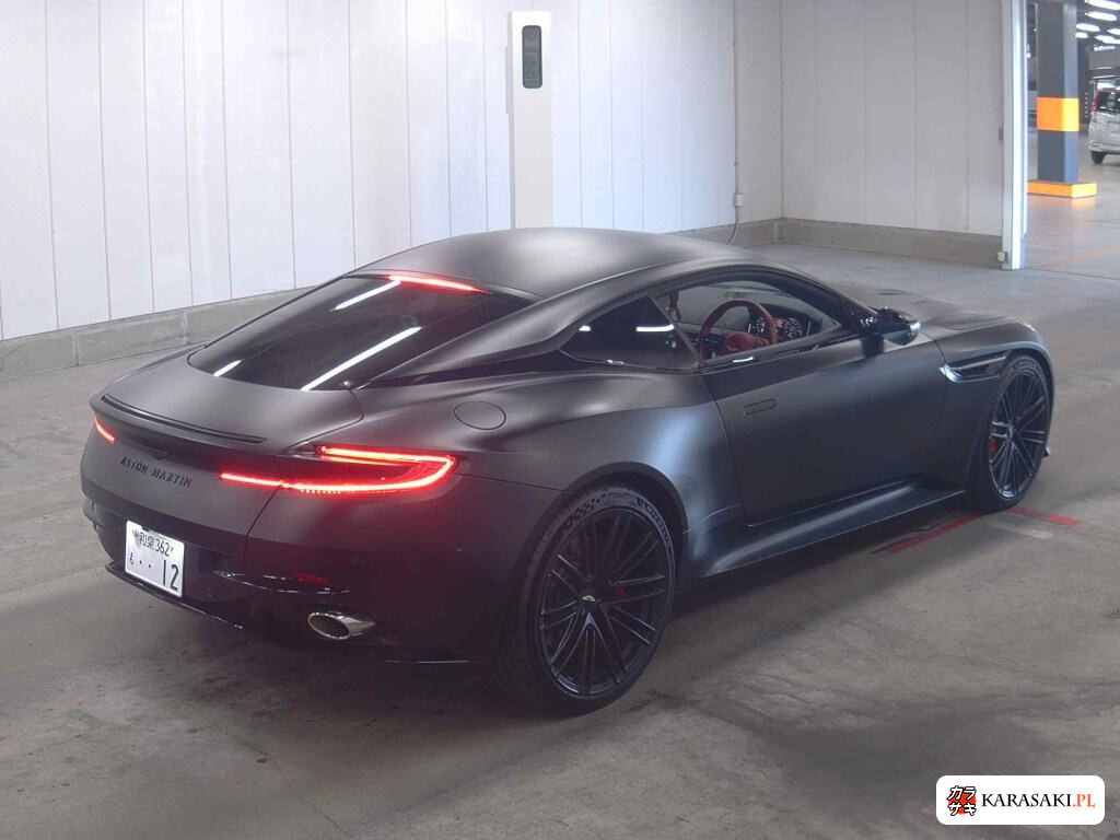 Aston Martin DB12 2024 z aukcji japońskiej
