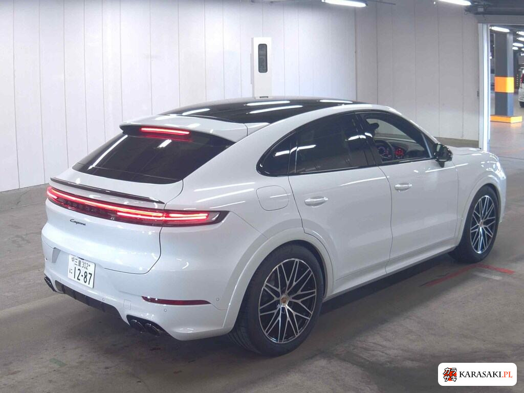 Porsche Cayenne Coupe 2026 z aukcji japońskiej