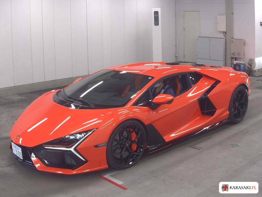 Lamborghini Revuelto 2025 z aukcji japońskiej