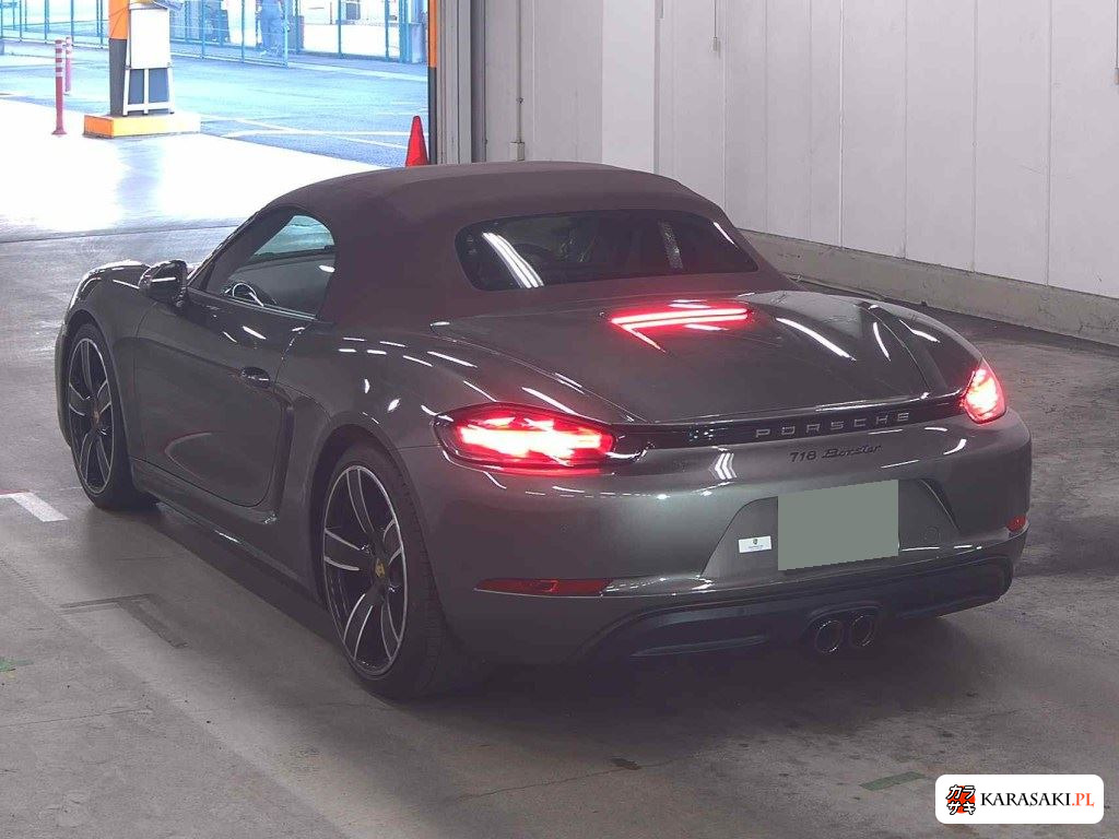 Porsche 718 Boxster 2019 z aukcji japońskiej