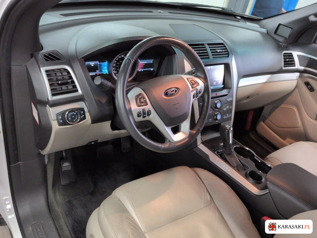Ford Explorer 2015 z aukcji japońskiej