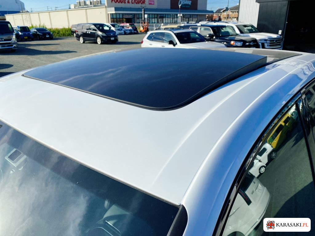Porsche Cayenne 2023 z aukcji japońskiej