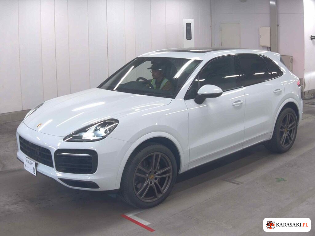 Porsche Cayenne 2023 z aukcji japońskiej