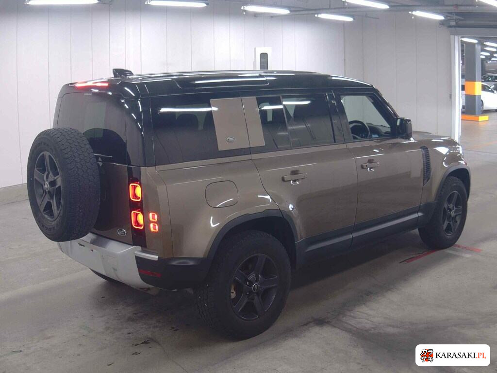 Land Rover Defender 2021 z aukcji japońskiej