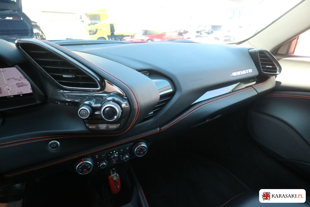 Ferrari 488 GTB 2017 z aukcji japońskiej