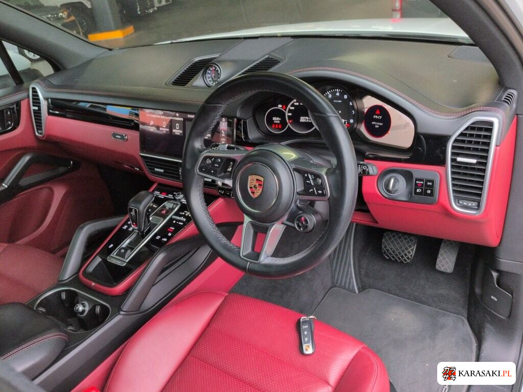 Porsche Cayenne 2020 z aukcji japońskiej