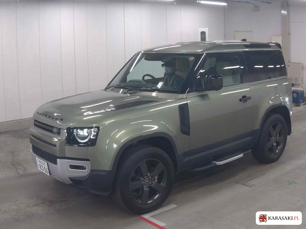 Land Rover Defender 2022 z aukcji japońskiej