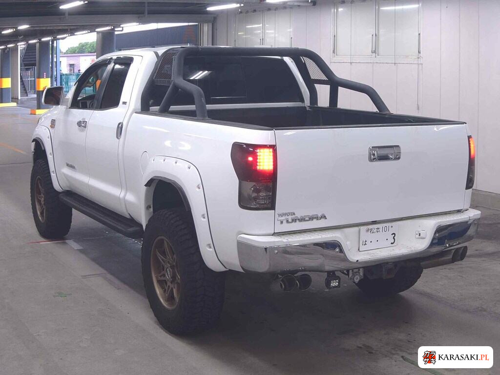 America Toyota Tundra 2012 z aukcji japońskiej