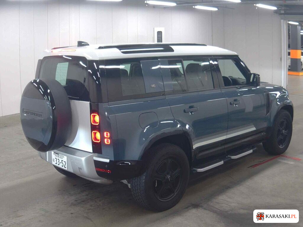 Land Rover Defender 2024 z aukcji japońskiej