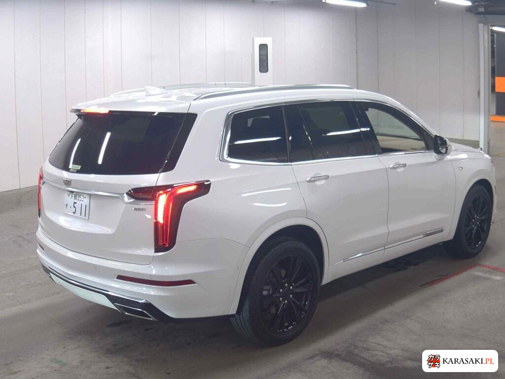 Cadillac XT6 2023 z aukcji japońskiej