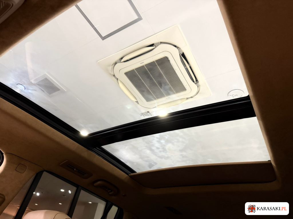 Cadillac XT6 2023 z aukcji japońskiej
