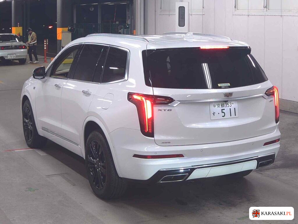 Cadillac XT6 2023 z aukcji japońskiej
