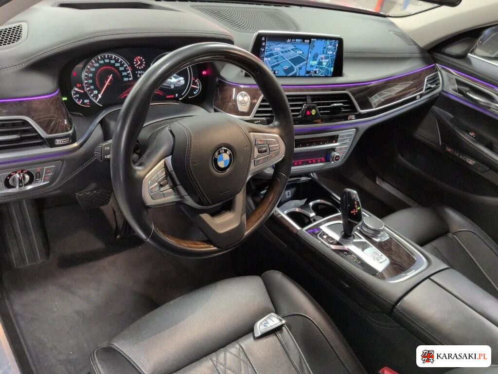 BMW 7 Series 2016 z aukcji japońskiej