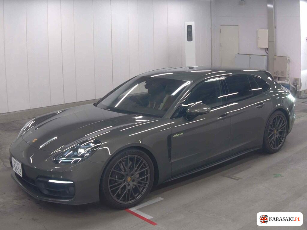 Porsche Panamera 2022 z aukcji japońskiej