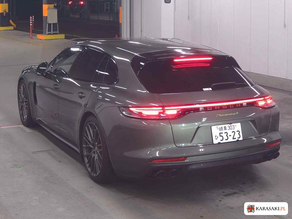 Porsche Panamera 2022 z aukcji japońskiej
