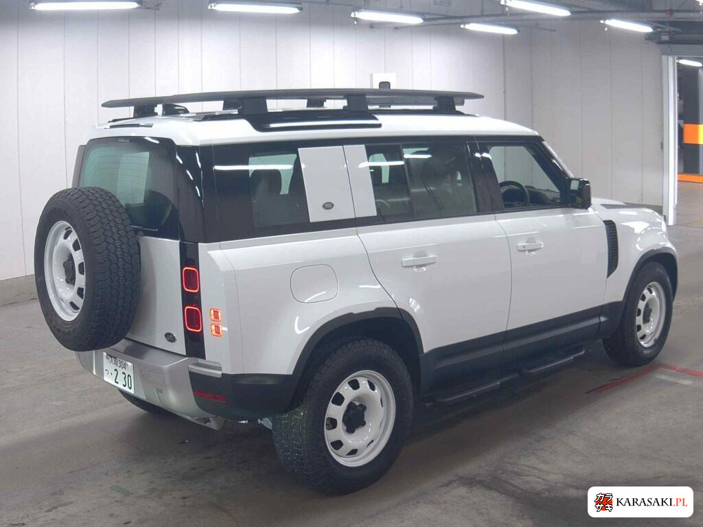 Land Rover Defender 2021 z aukcji japońskiej