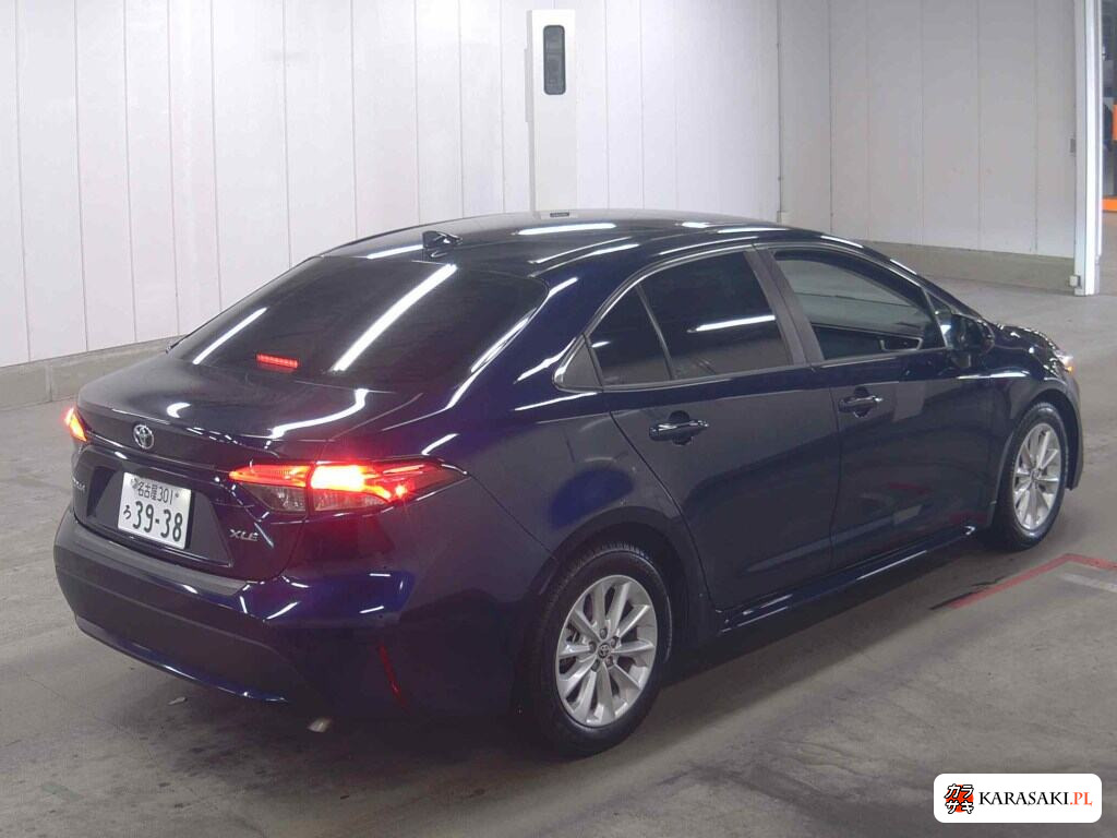 America Toyota 2019 z aukcji japońskiej