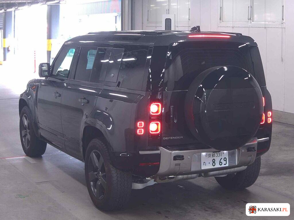 Land Rover Defender 2023 z aukcji japońskiej