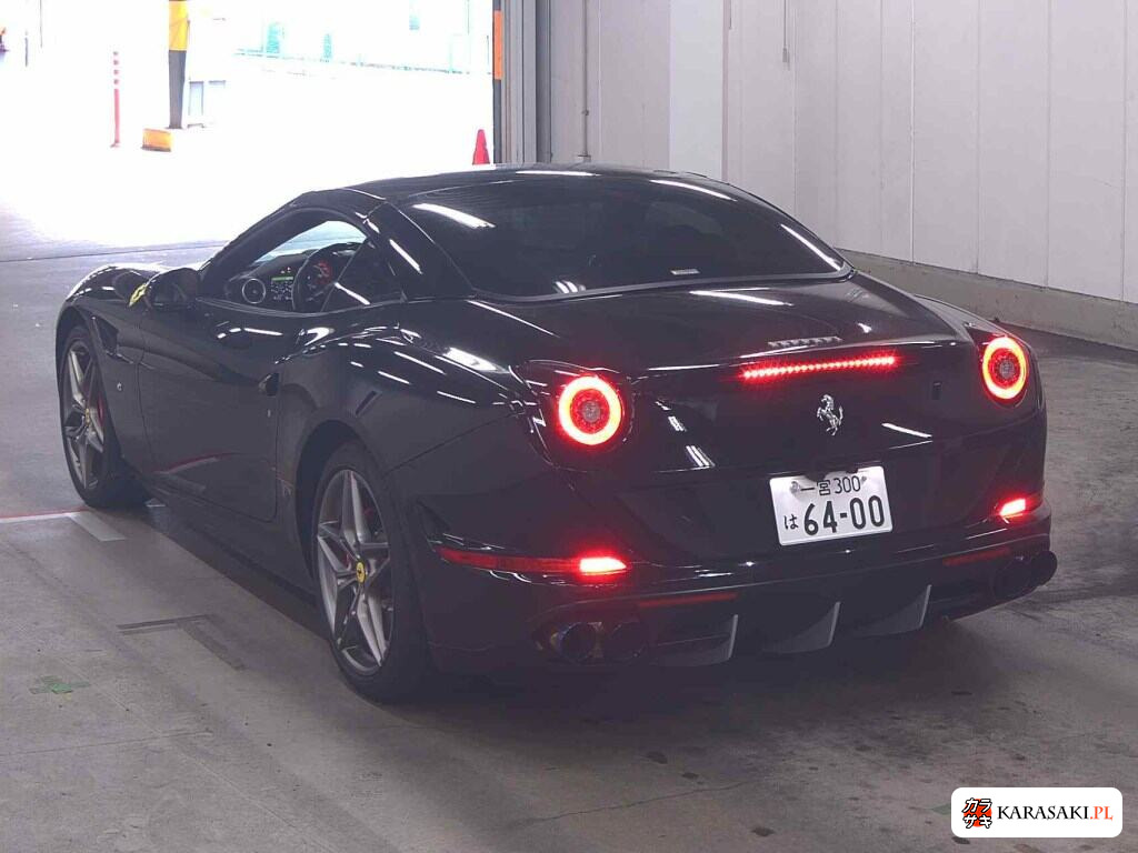 Ferrari California T 2016 z aukcji japońskiej