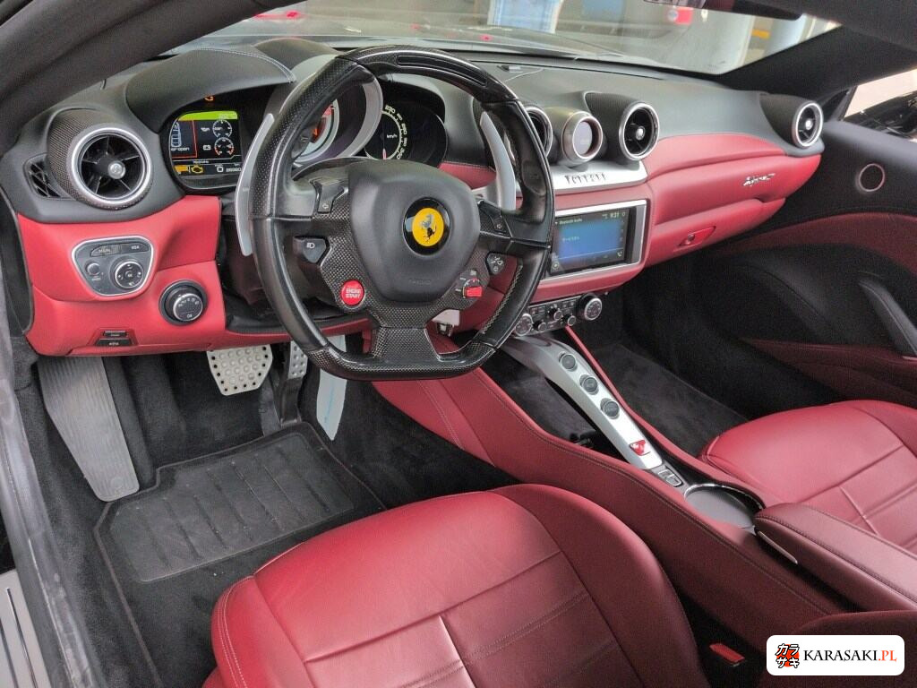 Ferrari California T 2016 z aukcji japońskiej