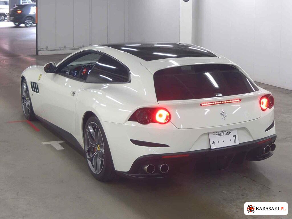 Ferrari GTC4 Lusso 2018 z aukcji japońskiej