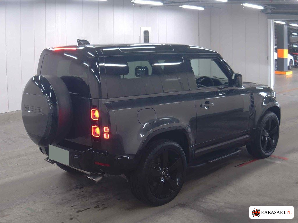 Land Rover Defender 2024 z aukcji japońskiej