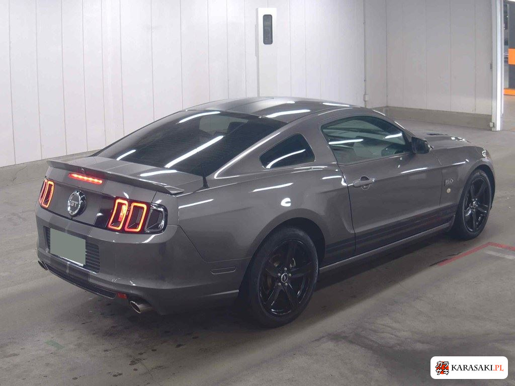 Ford Mustang 2014 z aukcji japońskiej