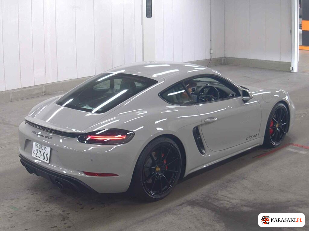 Porsche 718 Cayman 2021 z aukcji japońskiej