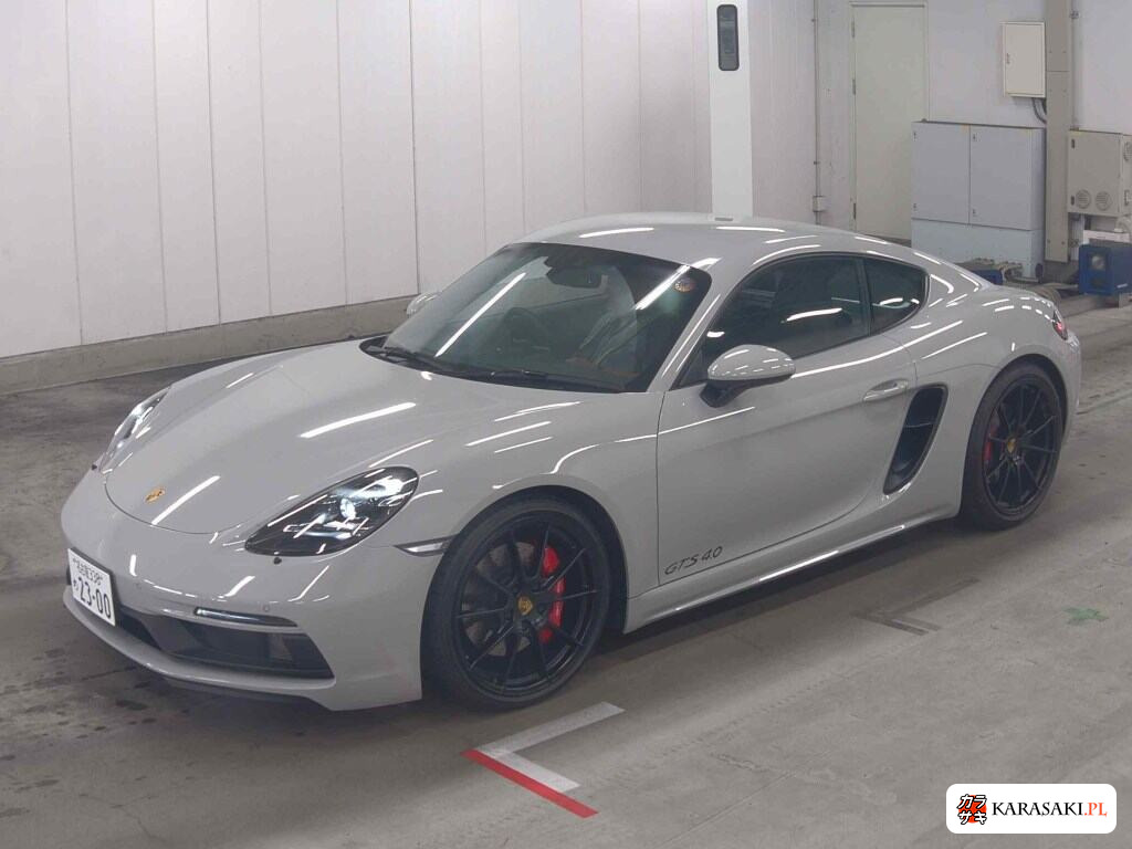 Porsche 718 Cayman 2021 z aukcji japońskiej