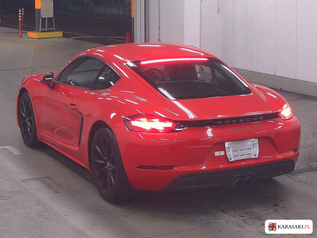 Porsche 718 Cayman 2018 z aukcji japońskiej