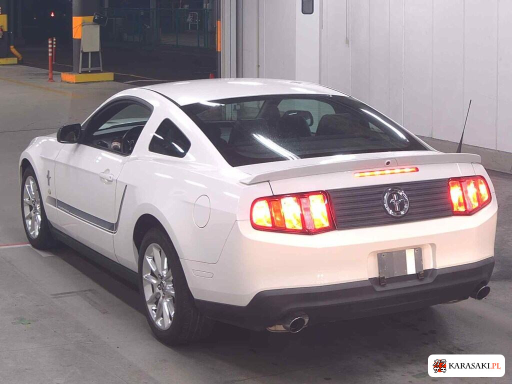 Ford Mustang 2011 z aukcji japońskiej
