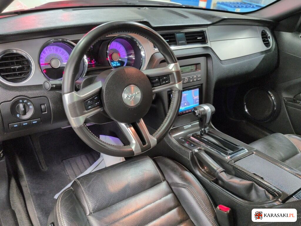 Ford Mustang 2011 z aukcji japońskiej