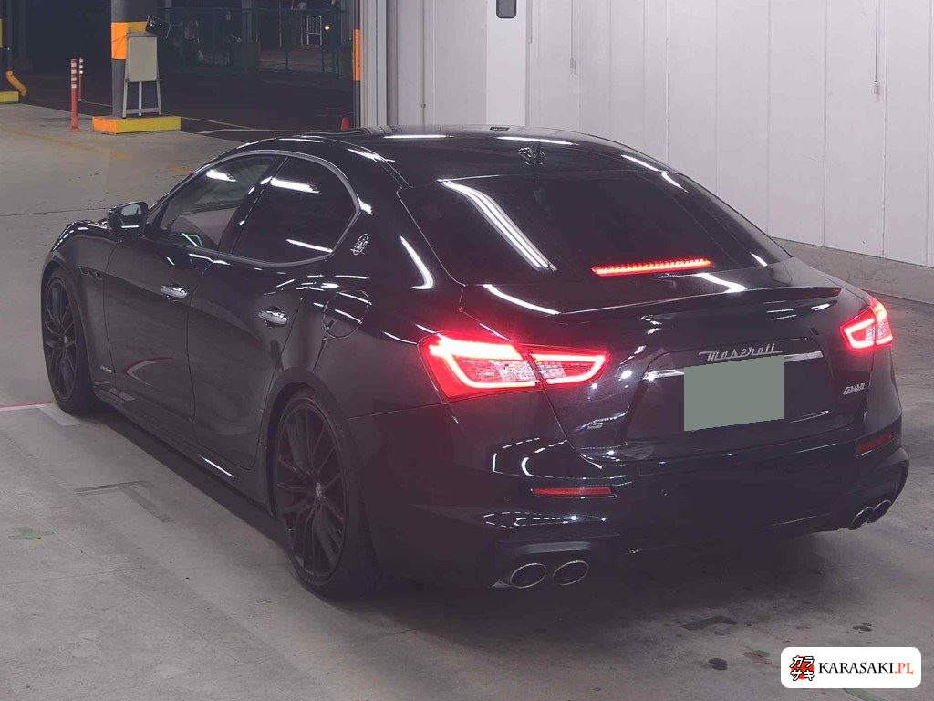 Maserati Ghibli 2017 z aukcji japońskiej