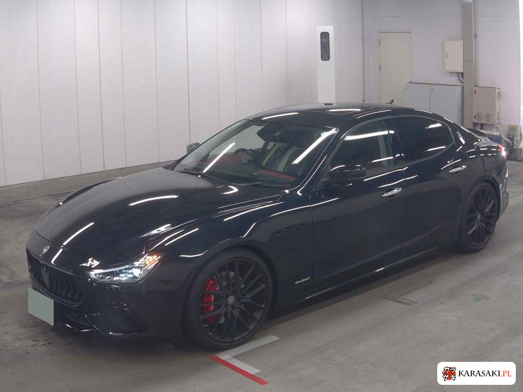 Maserati Ghibli 2017 z aukcji japońskiej