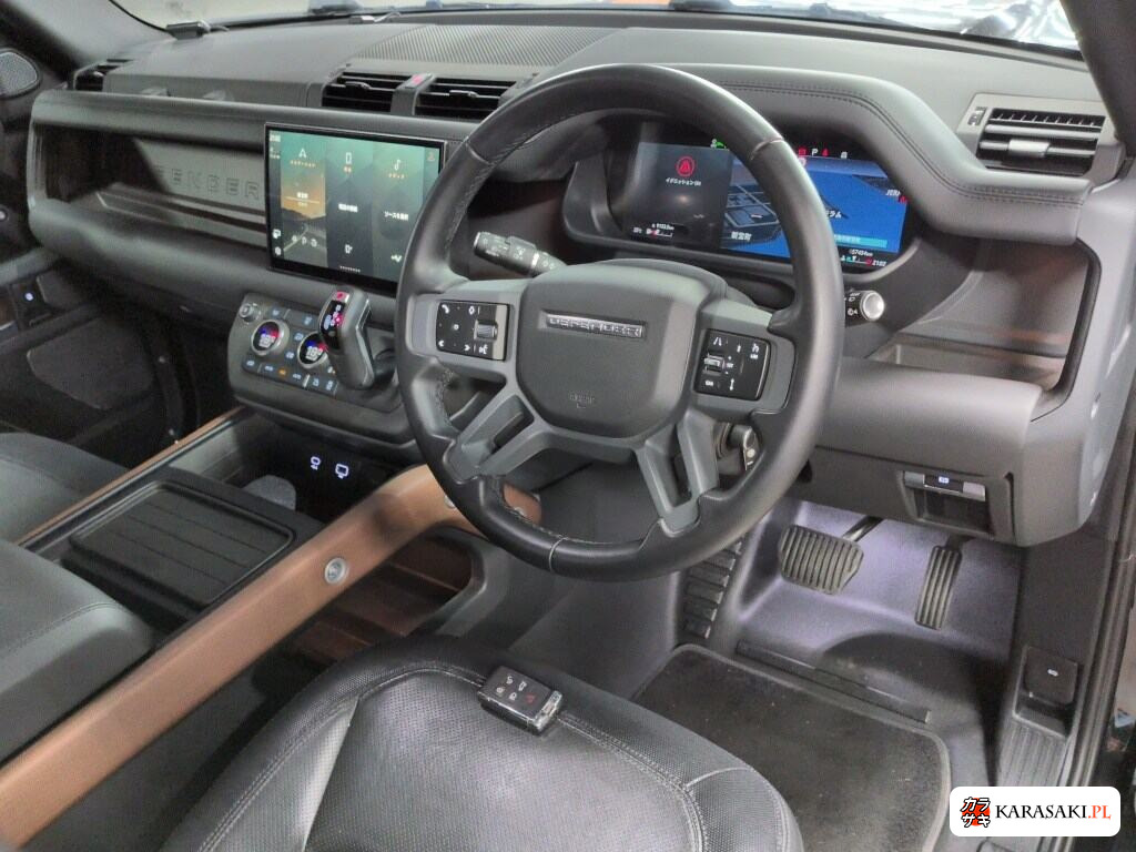 Land Rover Defender 2023 z aukcji japońskiej