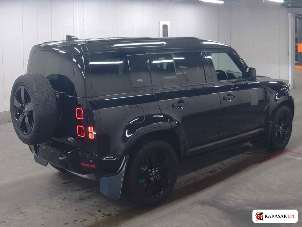 Land Rover Defender 2023 z aukcji japońskiej