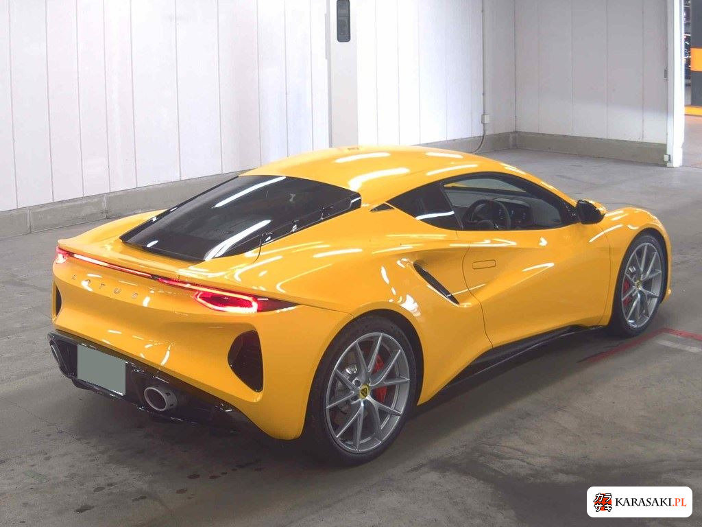 Lotus Emira 2025 z aukcji japońskiej