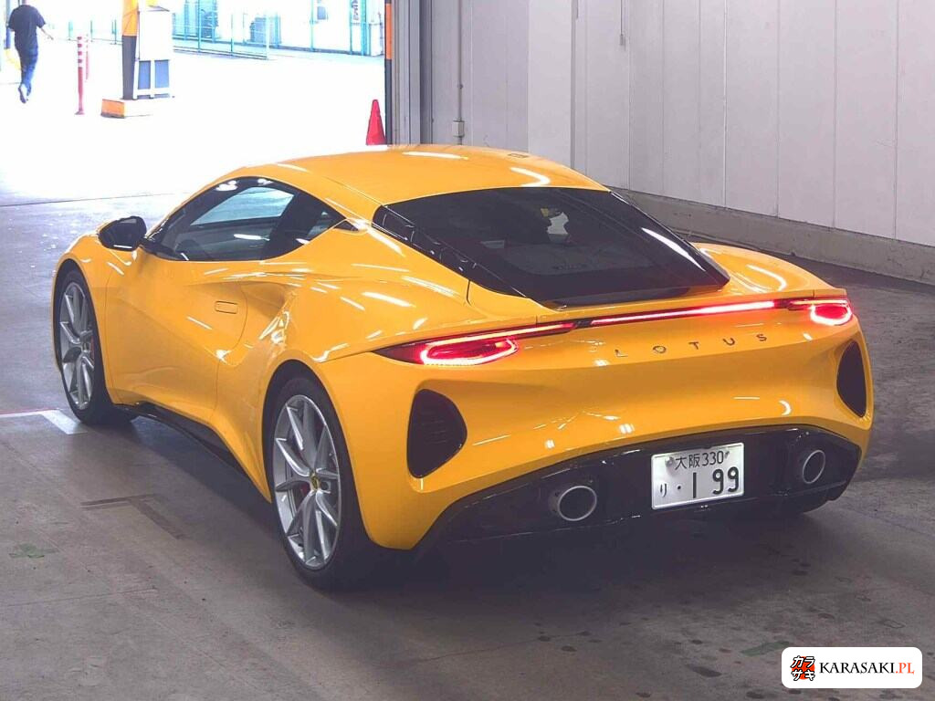 Lotus Emira 2025 z aukcji japońskiej