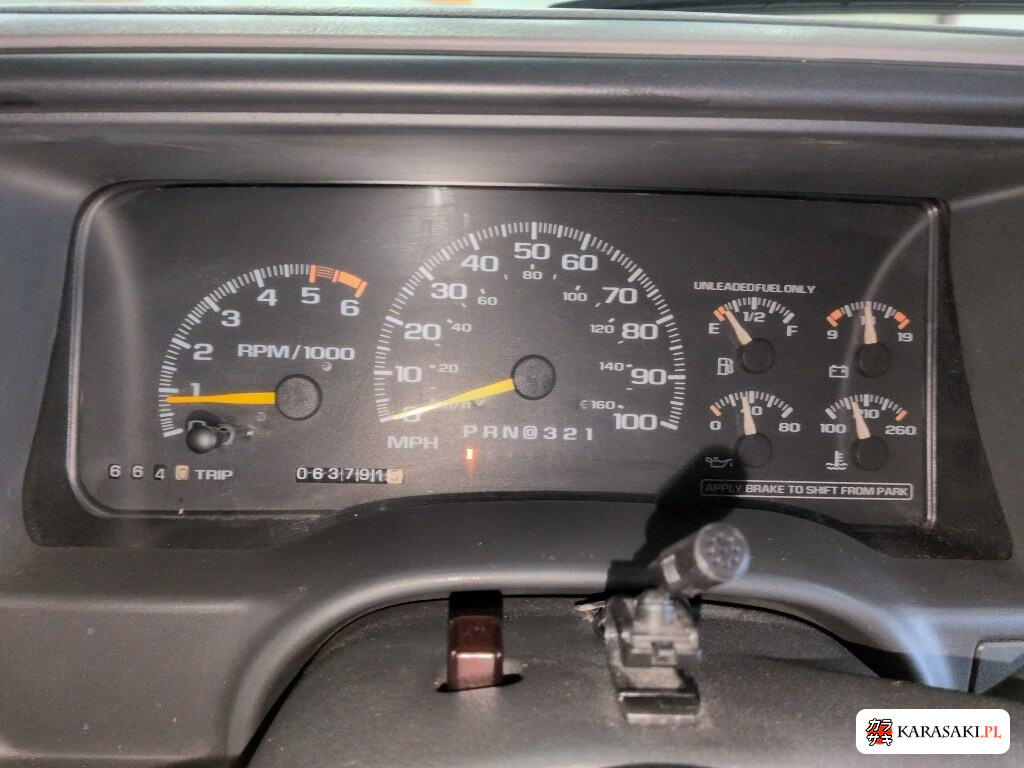 Chevrolet Suburban 1996 z aukcji japońskiej