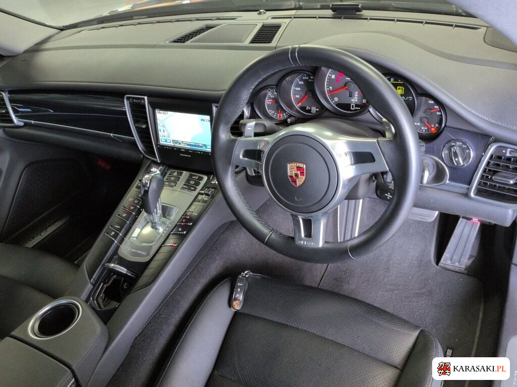 Porsche Panamera 2015 з японського аукціону