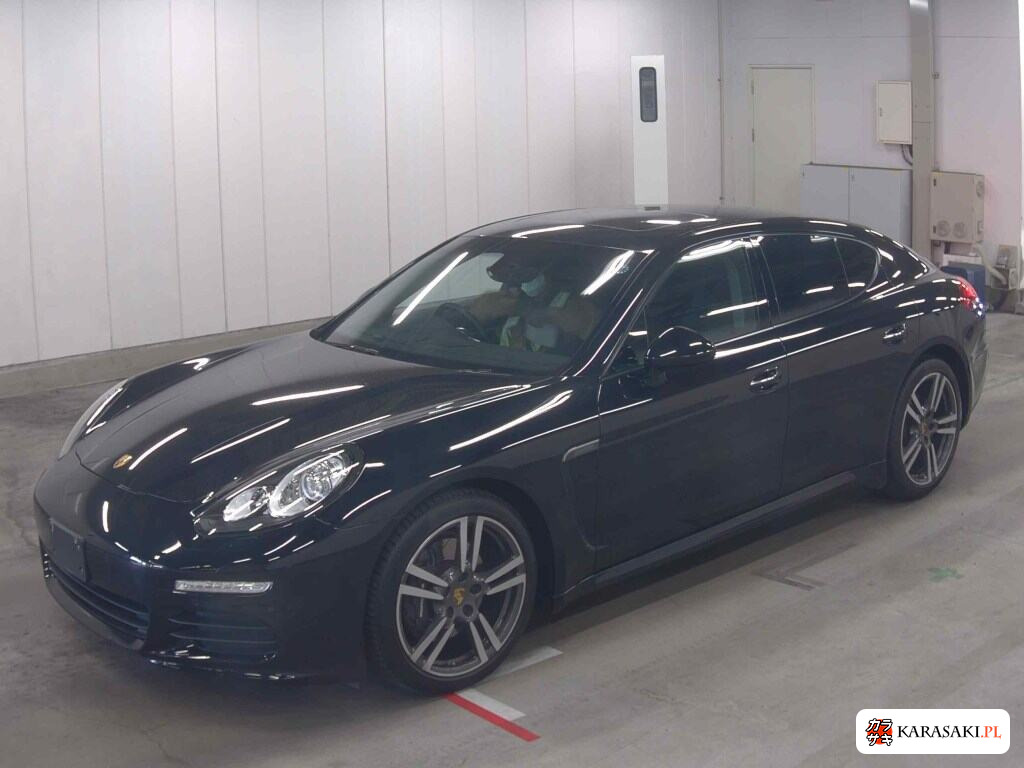 Porsche Panamera 2015 з японського аукціону