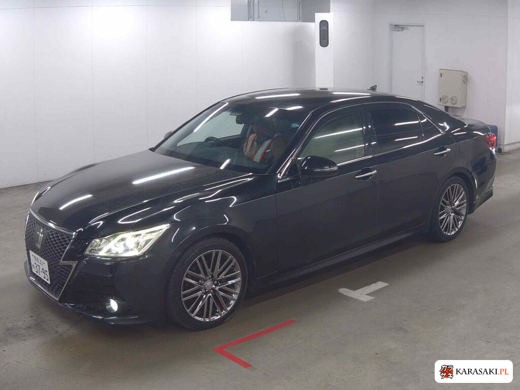 Toyota Crown 2015 z aukcji japońskiej