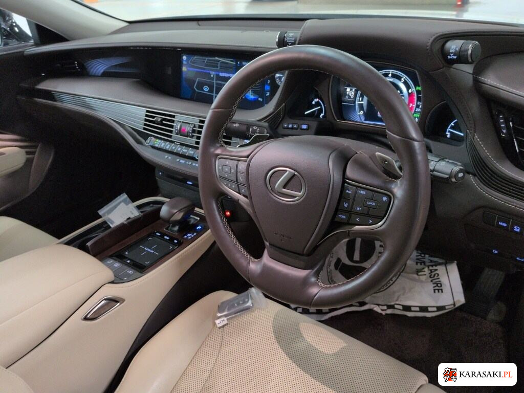 Lexus LS 2019 z aukcji japońskiej