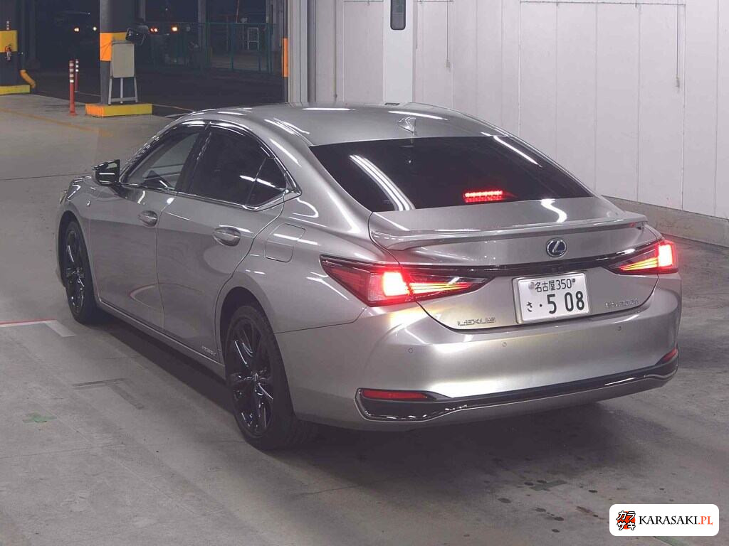 Lexus Es 2022 z aukcji japońskiej